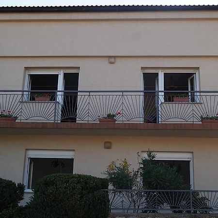Apartments Pintar Sveti Juraj Eksteriør billede